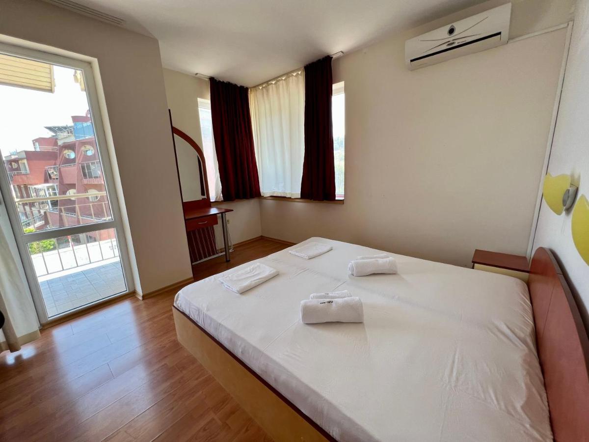 Private One-Bedroom Apartment With Balcony In Sozopol By Flat Mаnаger Екстер'єр фото