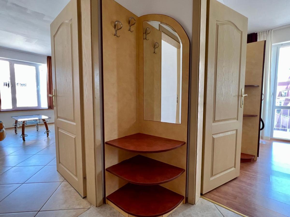 Private One-Bedroom Apartment With Balcony In Sozopol By Flat Mаnаger Екстер'єр фото